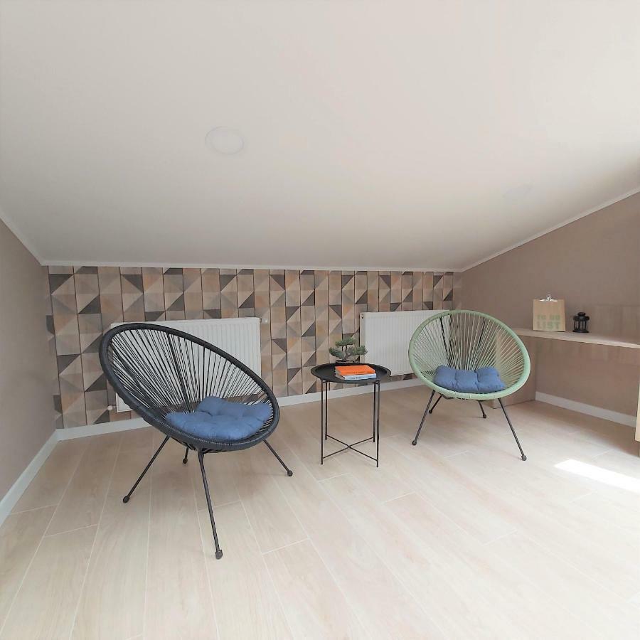 Two-Bedroom Apartment Near Forum לבוב מראה חיצוני תמונה